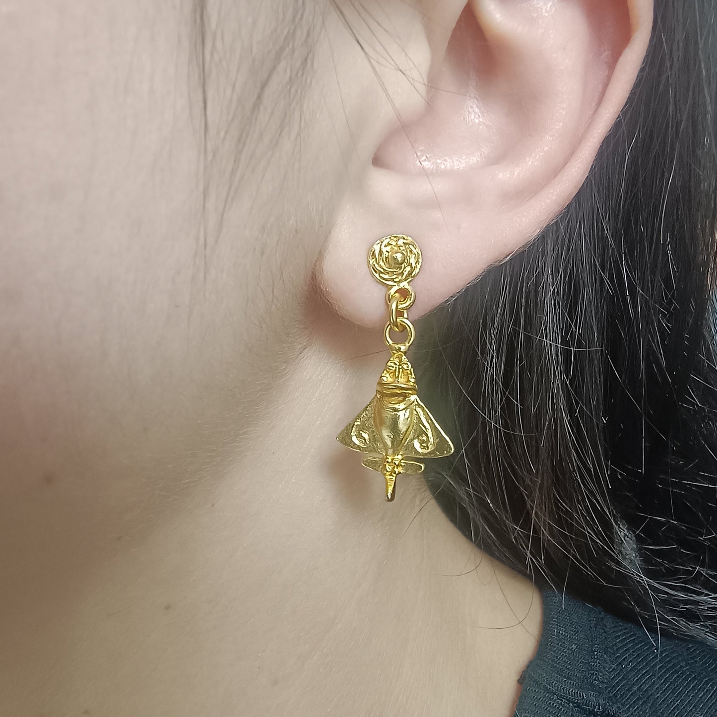 🪐 Aretes "el Ave de Otún" más conocido como "el Avión" cultura Quimbaya